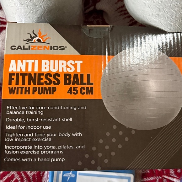 BUNDLE (7)Yoga Mats| Fitness Ball| Exercise Ball - Picture 3 of 5